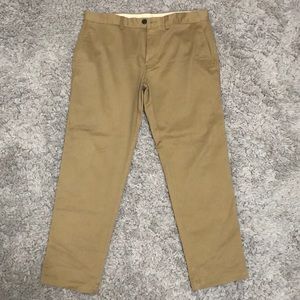 Men’s khaki pants